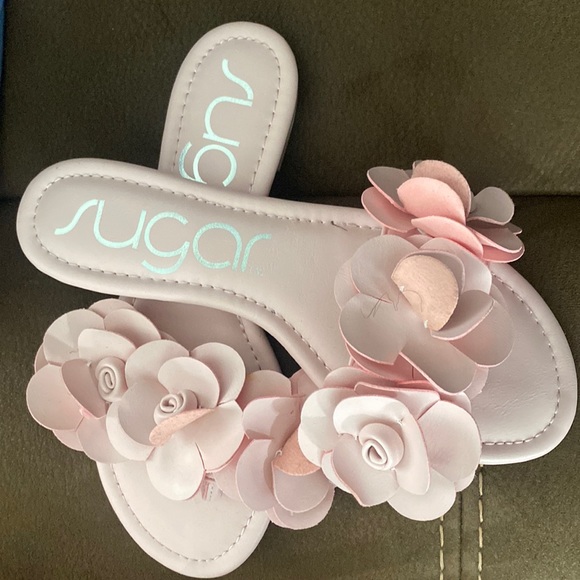 Ladies Pink Sandals - Picture 1 of 3